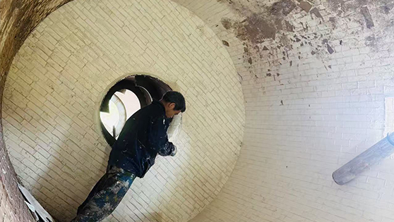 球磨機襯瓷施工